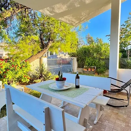 Tina's Tiny House - 10 Meters From The Feriehus Olbia