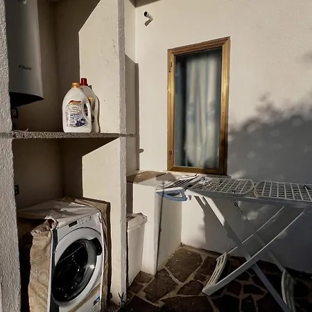 Tina's Tiny House - 10 Meters From The בית נופש *