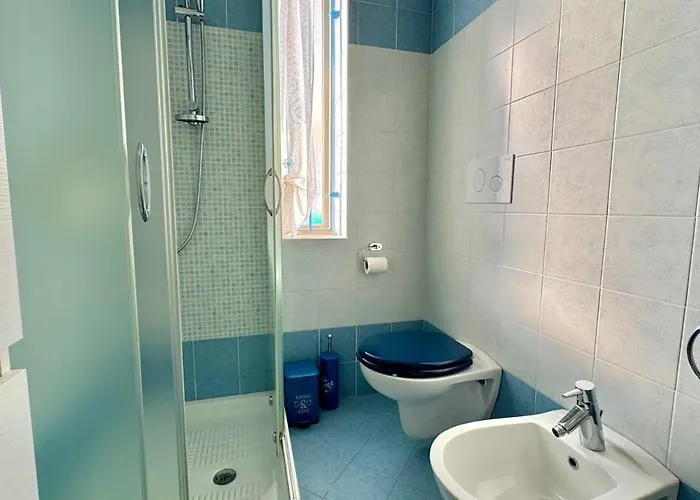 Tina's Tiny House - 10 Meters From The * Όλμπια